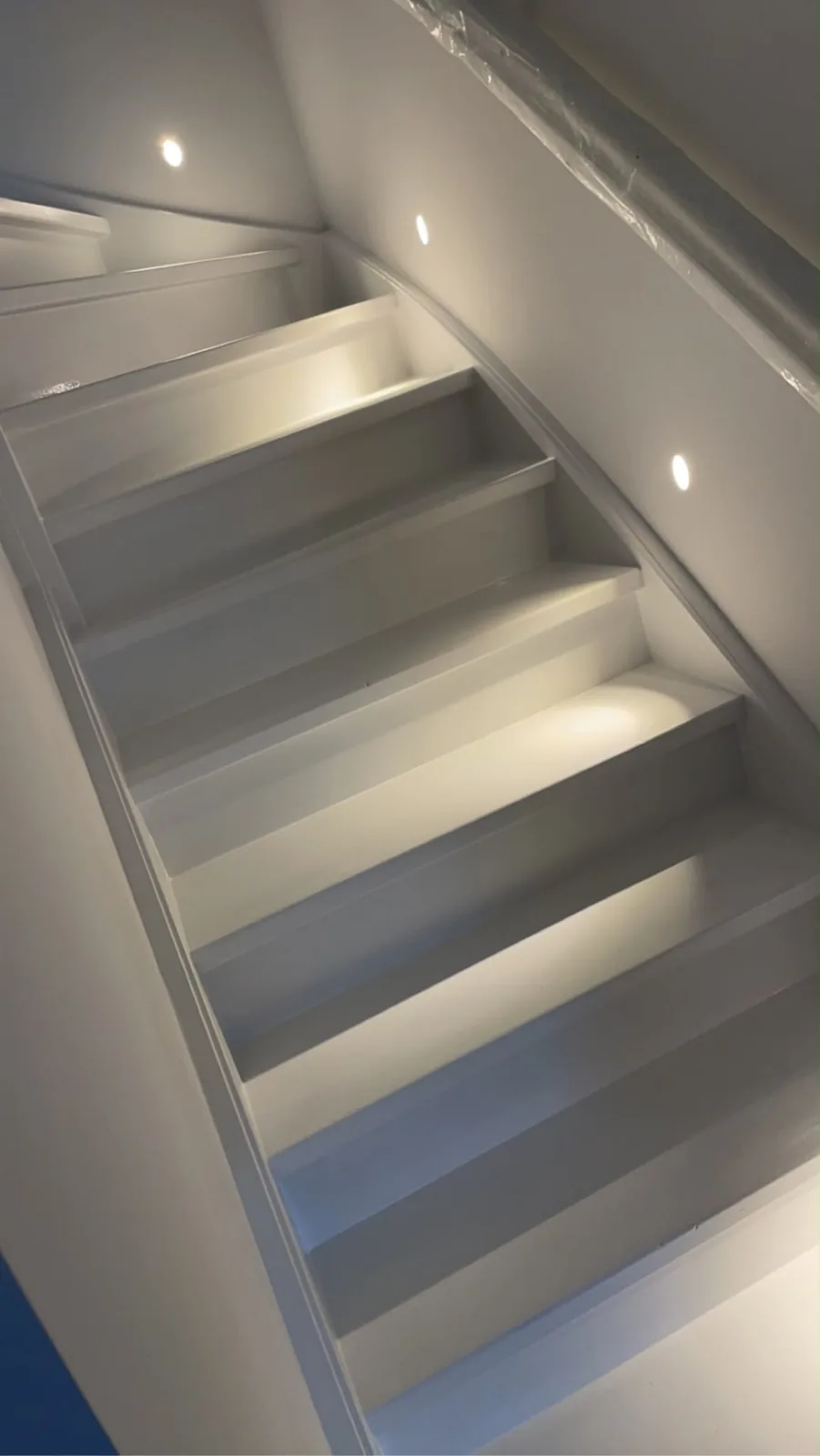 Trap tijdens de voorbereiding en eerste laklaag